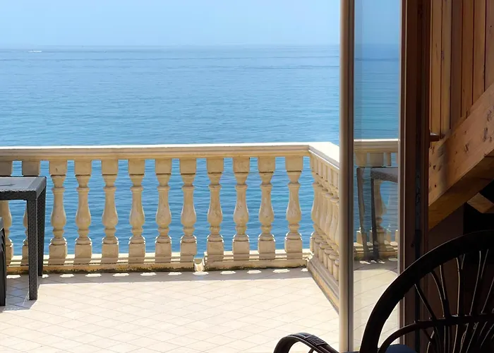 Maremare Giardini Naxos