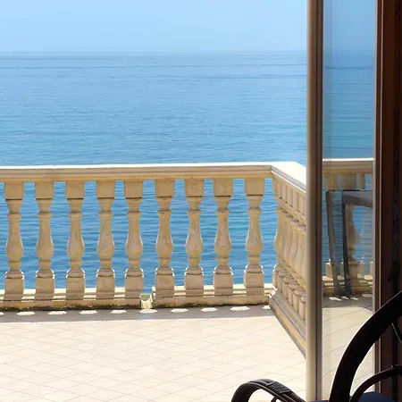 Maremare Giardini Naxos